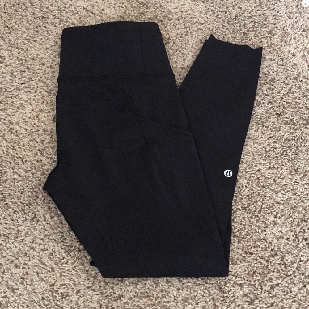 Black Fast and Free 7/8 pants